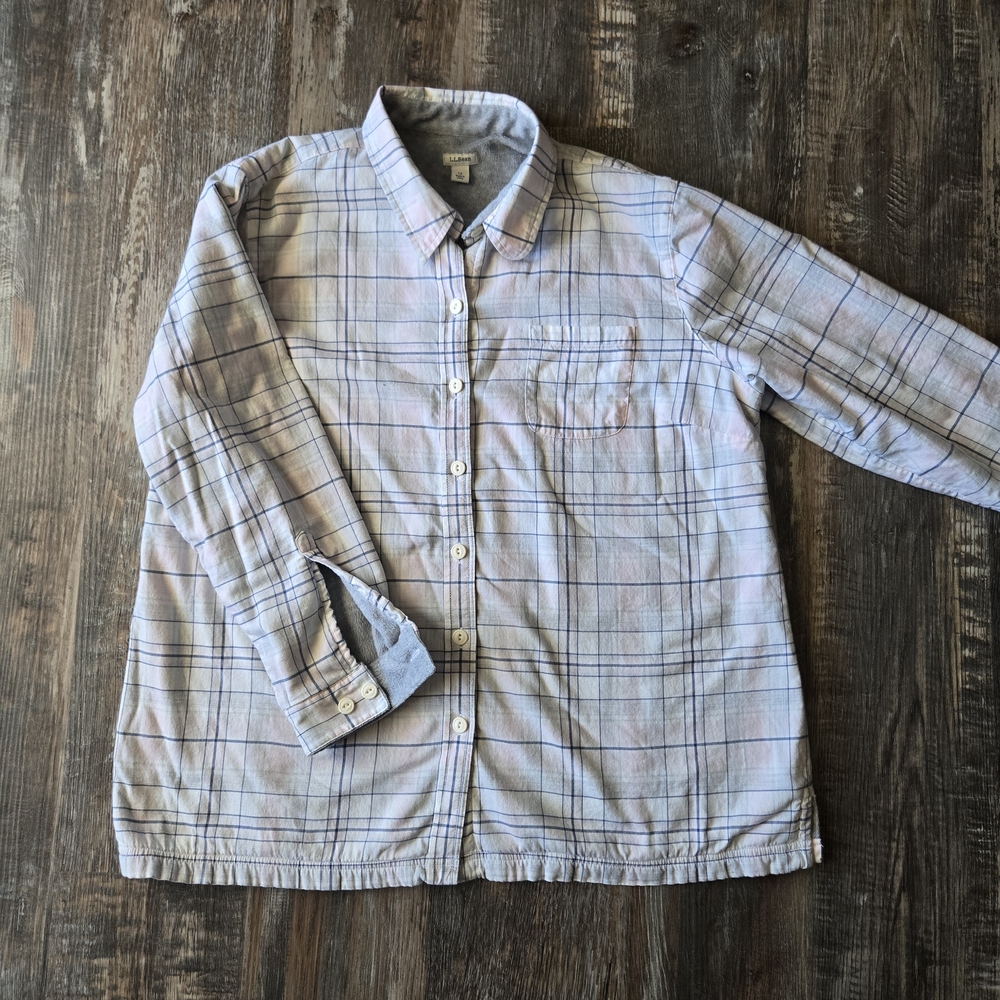 L.L. Bean Women's XL Gray and Pink Fleece-lined Button Down Shirt Cabincore